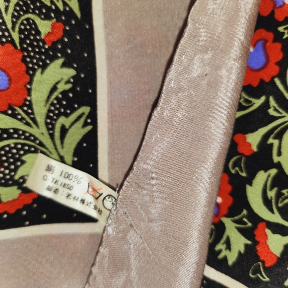 PIERRE BALMAIN scarf silk - Picture 7 of 12